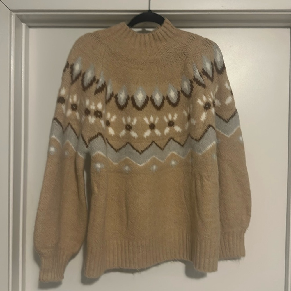 In Loom Mock neck knitted sweater